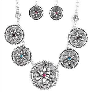 Necklace glittery rhinestone centers floral silver